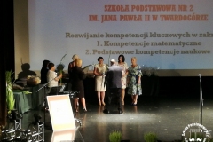 07.06.2018_nasi_-uczniowie_na_gali_powiatowego_centrum_edukacji_i_kultury_w_olesnicy_2018_05