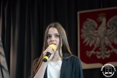 27.04.2018_apel_z_okazji_3_maja_kl4-7_033