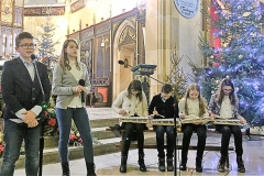 20.01.2019_koledowanie_przy_zlobku_06