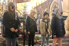 20.01.2019_koledowanie_przy_zlobku_17