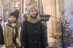 20.01.2019_koledowanie_przy_zlobku_19