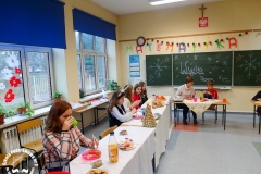 21.12.2018_wigilie_klasowe-kl4-8gimnazjum_39