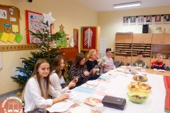 21.12.2018_wigilie_klasowe-kl4-8gimnazjum_43