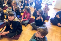 22.02.2019_jestesmy_wyjatkowi_bo_kochamy_to_co_polskie-wycieczka-do-wroclawia-santander.40