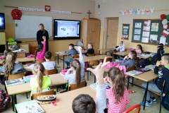25.01.2019_wizyta_pani_policjantki_w_naszej_szkole_044