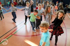 29.11.2018_zabawa_andrzejkowa_klas_1-3_19
