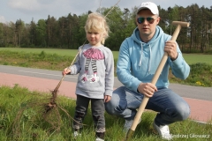 30.04.2019_sadzenie_debow_40