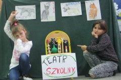 20.12.2020_przedstawienie_krolik_poznje_przyjaciol_06