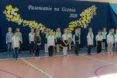 25.11.2020_slubowanie_klas_pierwszych_oraz_pasowanie_na_ucznia_09