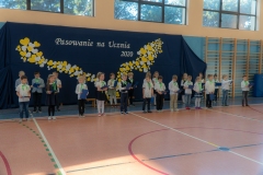 25.11.2020_slubowanie_klas_pierwszych_oraz_pasowanie_na_ucznia_16