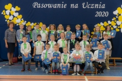 25.11.2020_slubowanie_klas_pierwszych_oraz_pasowanie_na_ucznia_19