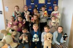 e06935a1-87bf-4e04-9d06-81abb4e0e25b