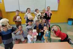 f528ac06-3dd2-42d6-bc84-33e7b5b25dac