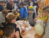 Więcej o: 📣📚 Światowy Dzień Tabliczki Mnożenia w w klasach 4-8! ✖️➗✨